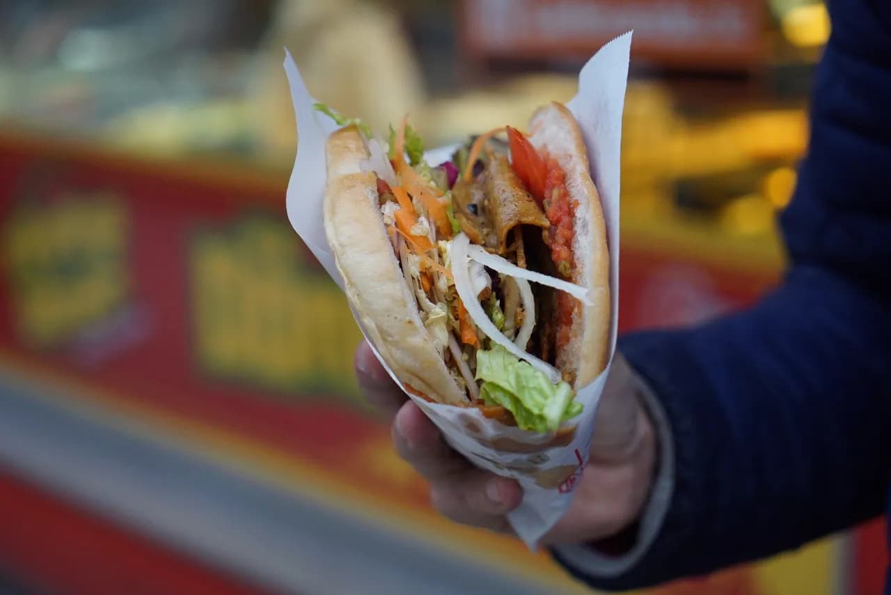 Kebab co to? Poznaj sekrety tureckiej potrawy i jej odmiany
