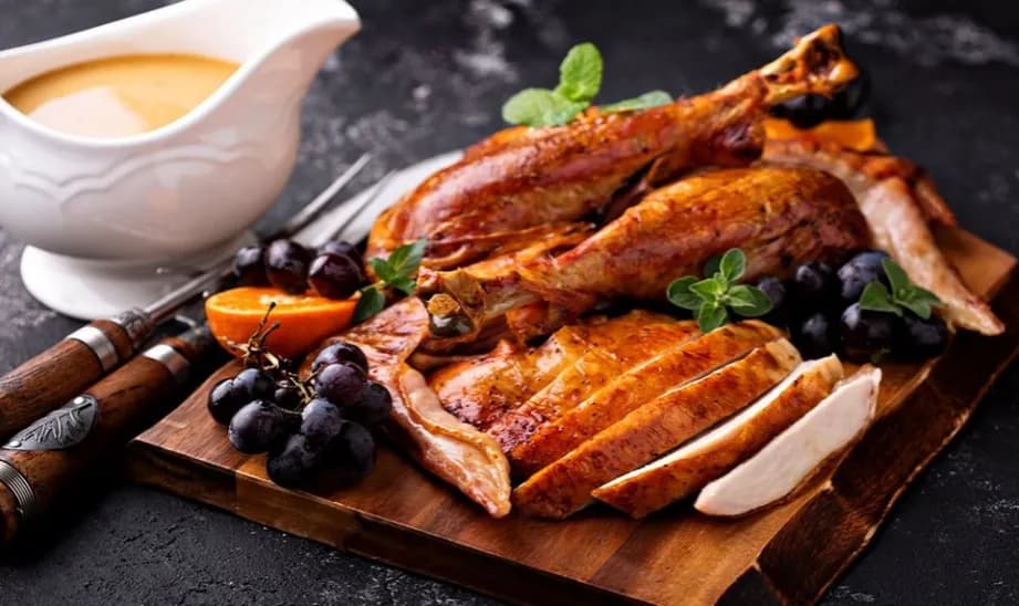 Jakie przyprawy do fileta z indyka, aby wydobyć jego delikatny smak?