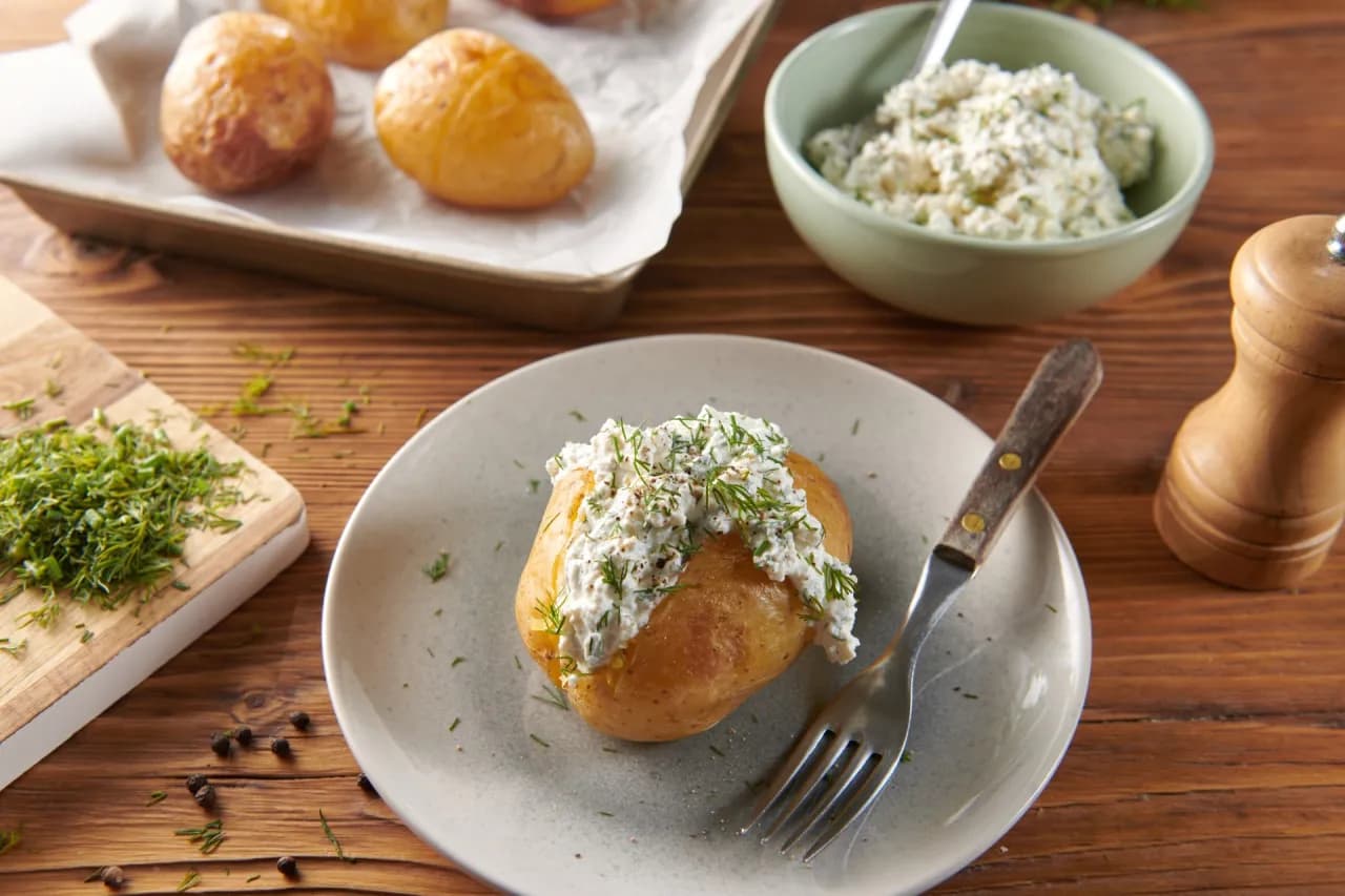 Jakie przyprawy do pieczonych ziemniaków? Odkryj najlepsze smaki!