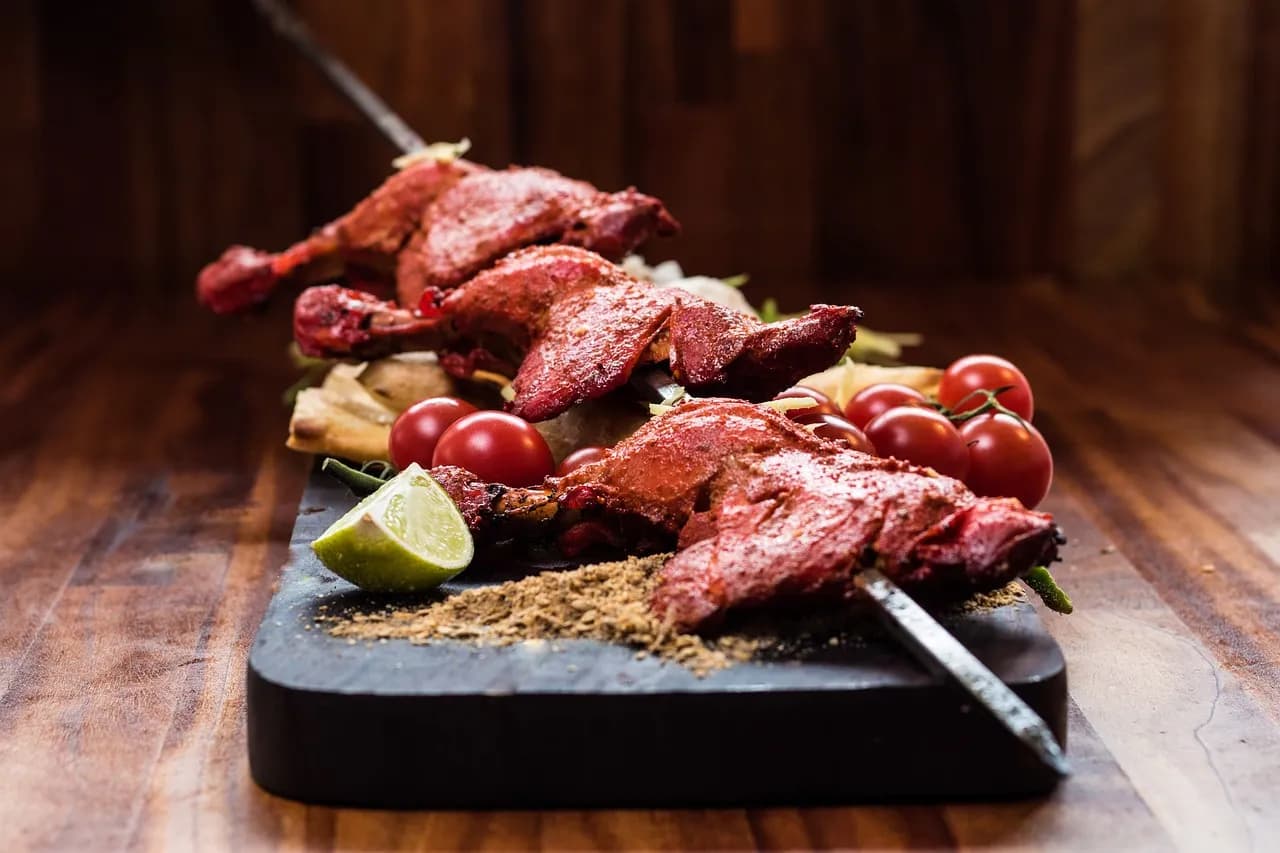 Ile można zarobić na kebabie? Odkryj prawdziwe zarobki i koszty