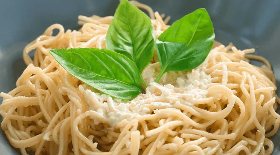 Jak zrobić sos z jogurtu naturalnego do makaronu w 5 minut